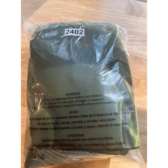 Wow! 1970s Velvet Boho Renaissance Inspo Long Sleeve Green Dress Lace Sleeves JL - Picture 13 of 13